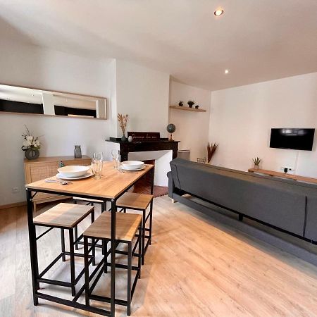 Spacieux Appartement Lumineux Coeur De Ville Pamiers Exteriér fotografie